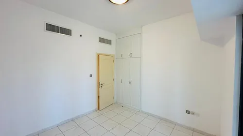 2 Bedrooms Apartment in Al Meraikhi Tower