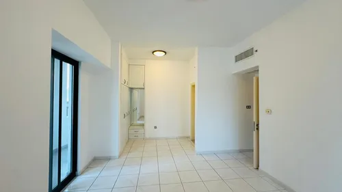 2 Bedrooms Apartment in Al Meraikhi Tower