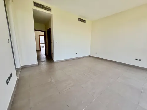 4 Bedrooms Villa in Sidra Villas I