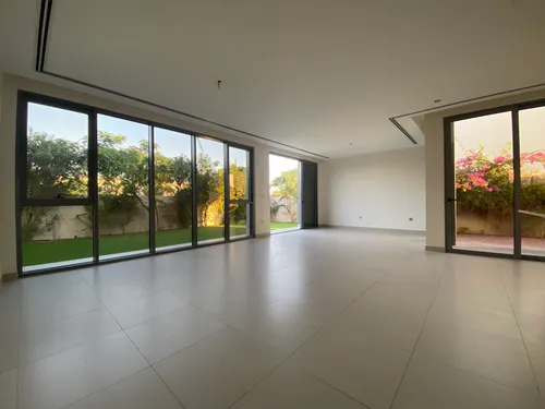 4 Bedrooms Villa in Sidra Villas I