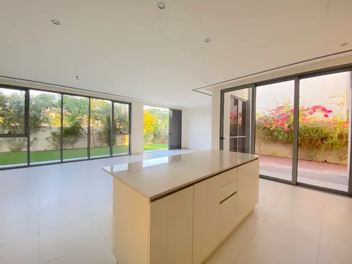 4 Bedrooms Villa in Sidra Villas I