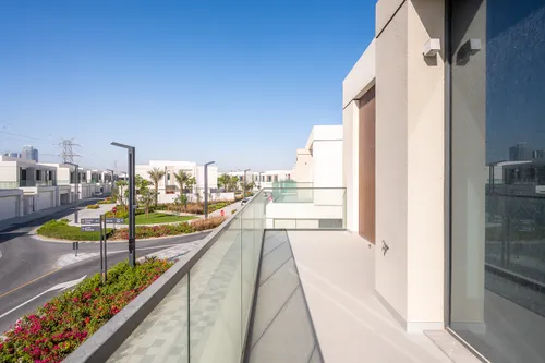4 Bedrooms Townhouse in District One Phase III A