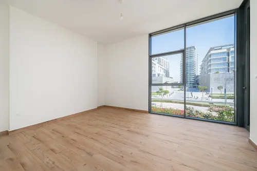 4 Bedrooms Townhouse in District One Phase III A