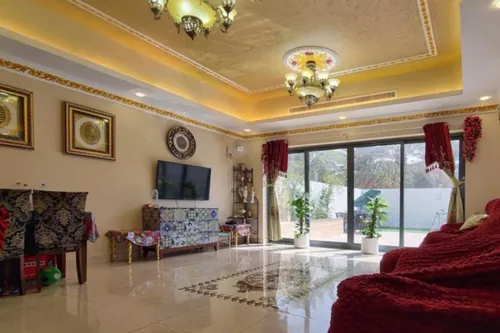 3 Bedrooms Villa in Grand Glow