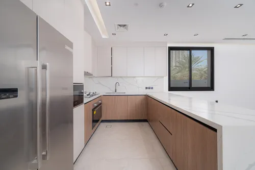 3 Bedrooms Villa in Grand Glow
