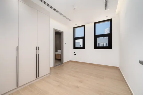 3 Bedrooms Villa in Grand Glow