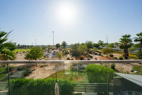 4 Bedrooms Villa in Redwoods