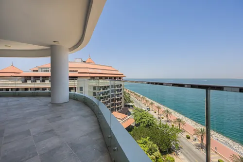 2 Bedrooms Apartment in Azizi Mina