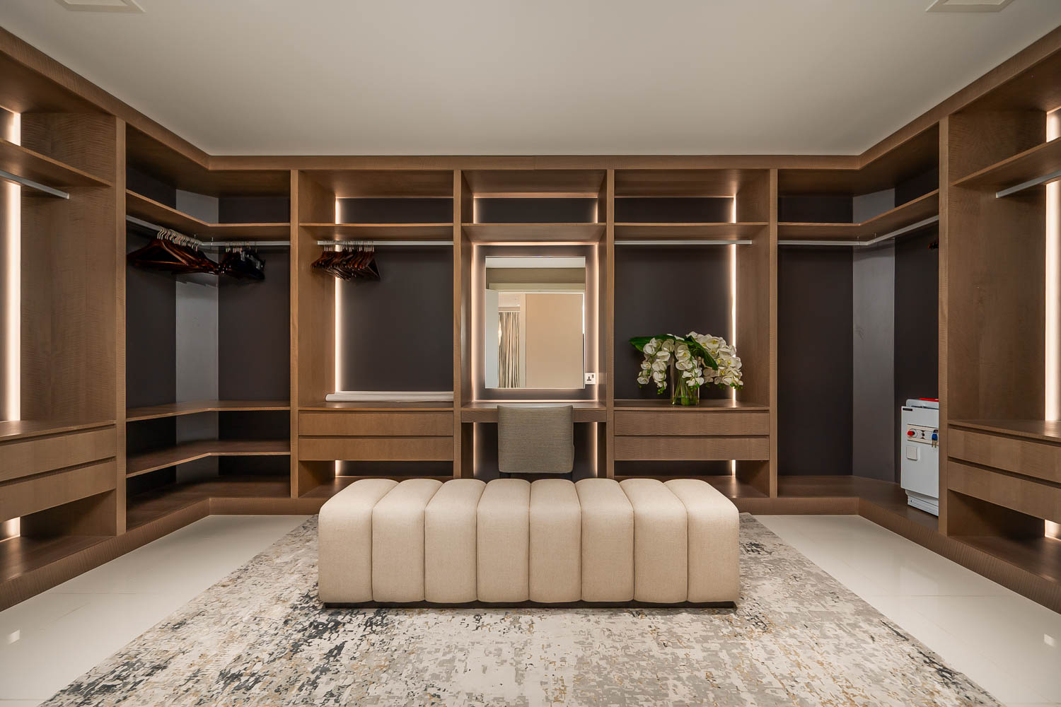 3 Bedrooms Apartment in Serenia Residences East