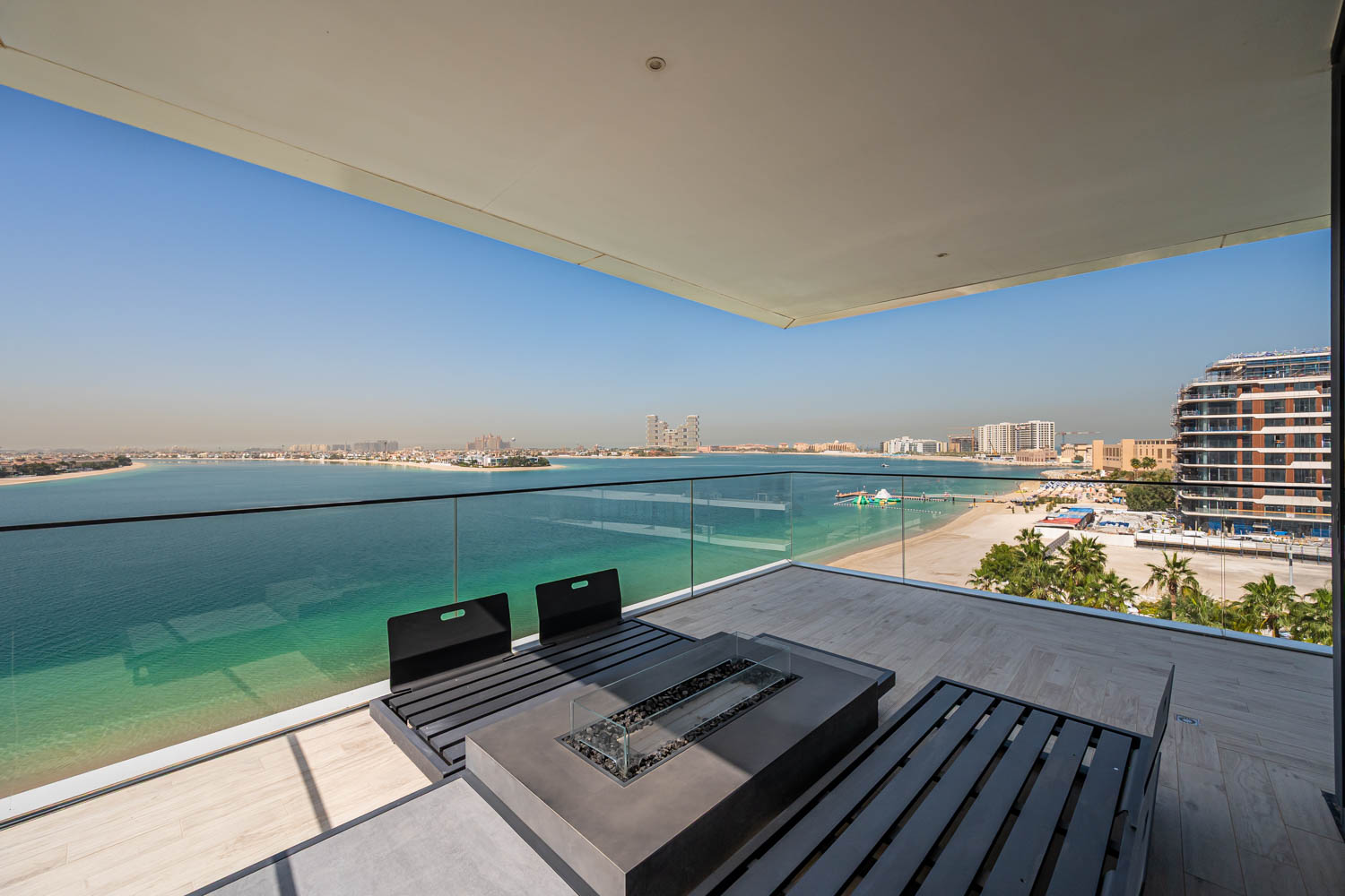 3 Bedrooms Apartment in Serenia Residences East