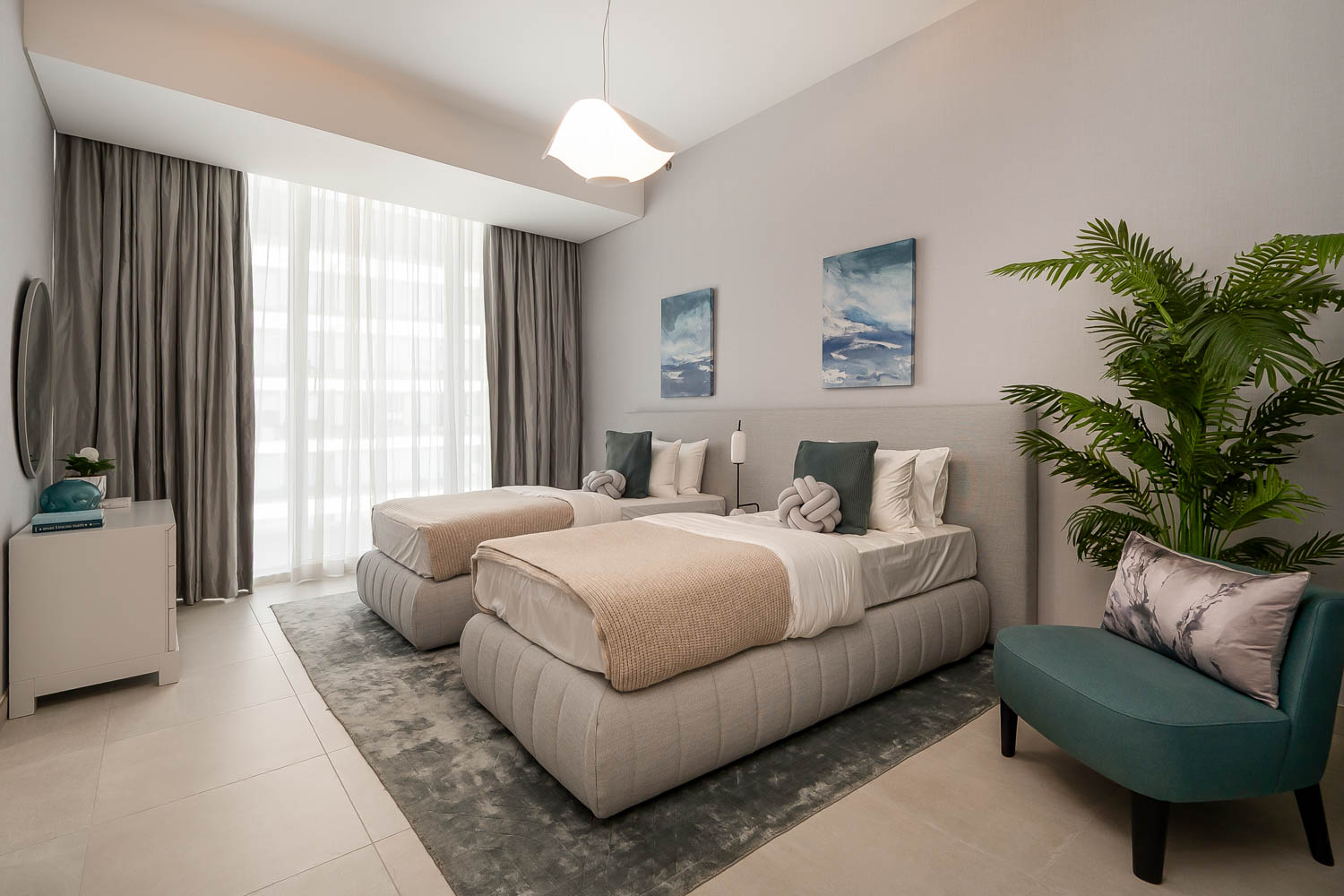 3 Bedrooms Apartment in Serenia Residences East