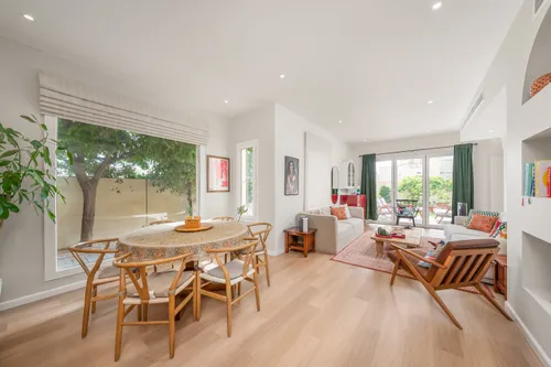 3 Bedrooms Townhouse in Springs 5