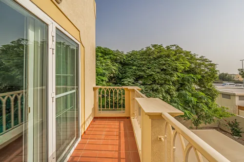 3 Bedrooms Townhouse in Springs 5