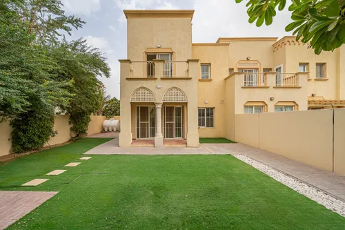 3 Bedrooms Townhouse in Springs 5