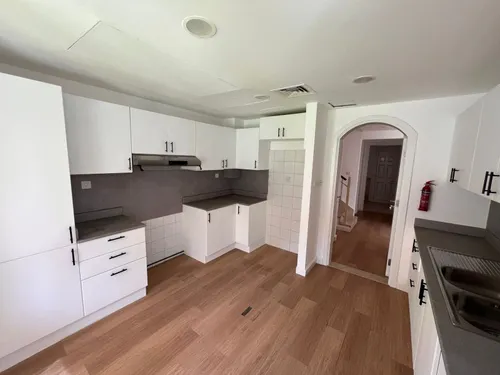 3 Bedrooms Townhouse in Springs 15