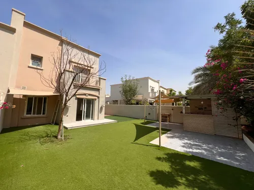3 Bedrooms Townhouse in Springs 15