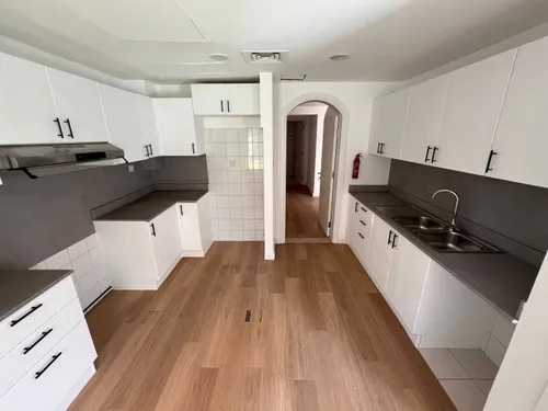 3 Bedrooms Townhouse in Springs 15