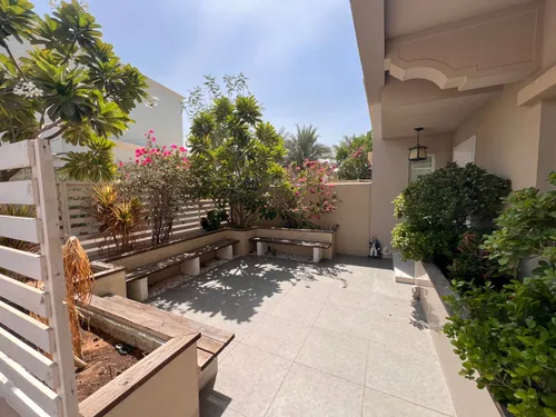3 Bedrooms Townhouse in Springs 15