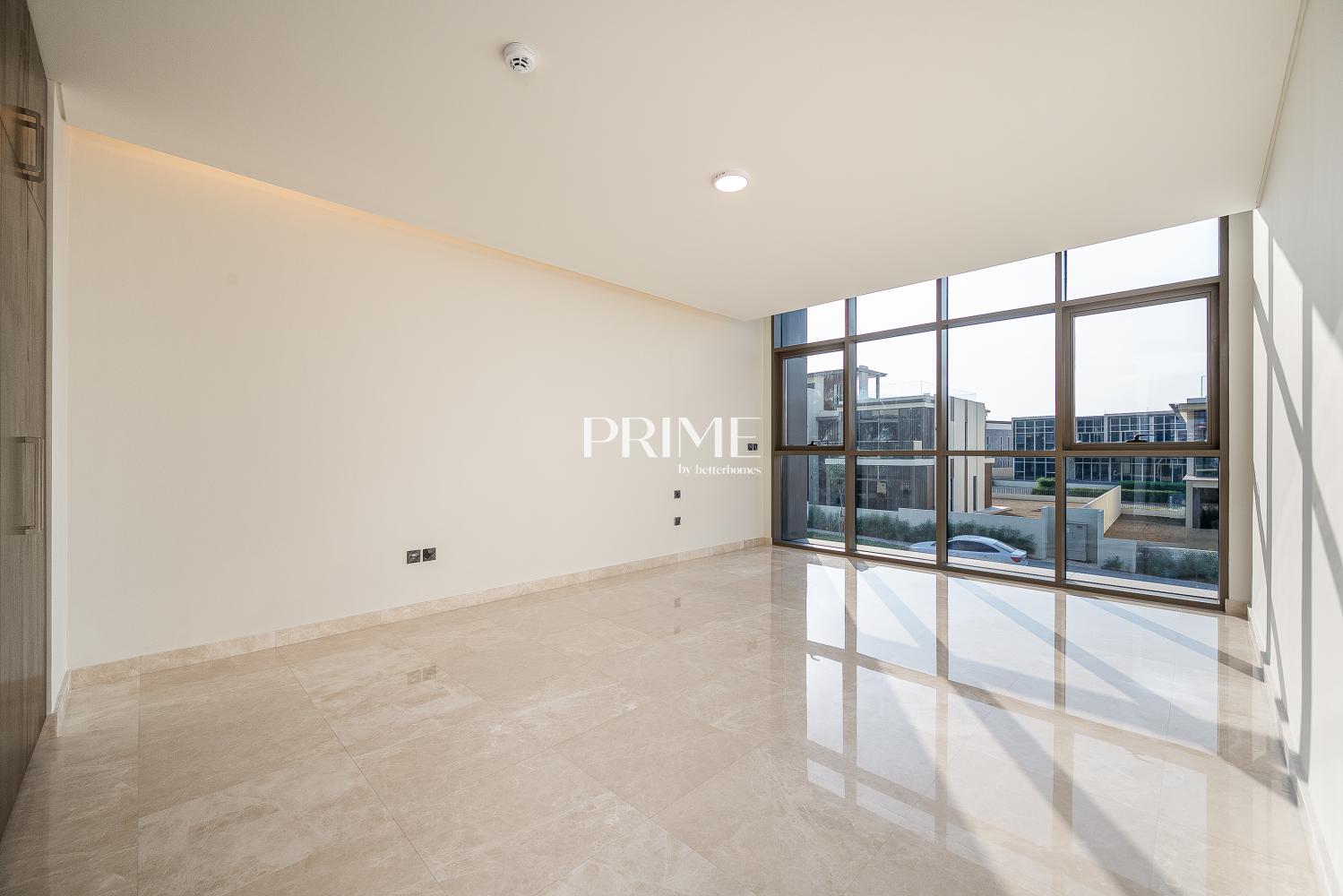 5 Bedrooms Villa in Golf Place 1