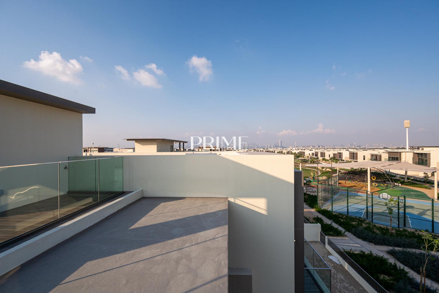 5 Bedrooms Villa in Golf Place 1