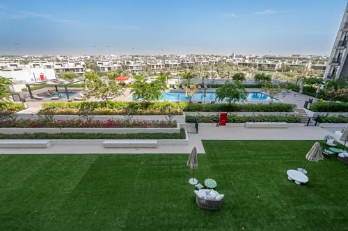 2 Bedrooms Apartment in Golfville Block A