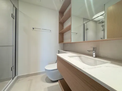 2 Bedrooms Apartment in Park Horizon Tower 1