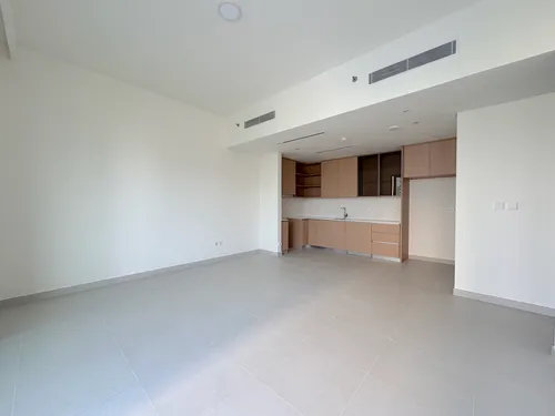 2 Bedrooms Apartment in Park Horizon Tower 1