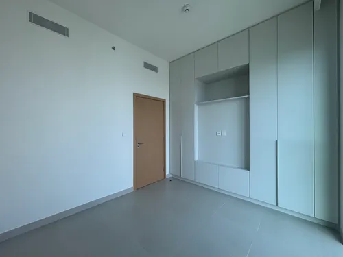 2 Bedrooms Apartment in Park Horizon Tower 1