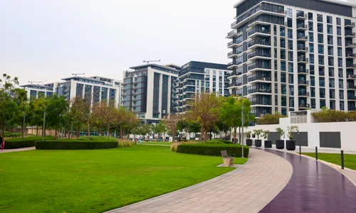 2 Bedrooms Apartment in Park Horizon Tower 1