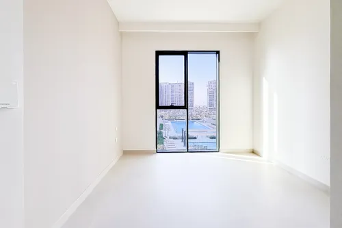 2 Bedrooms Apartment in Park Horizon Tower 1