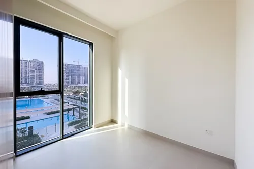 2 Bedrooms Apartment in Park Horizon Tower 1