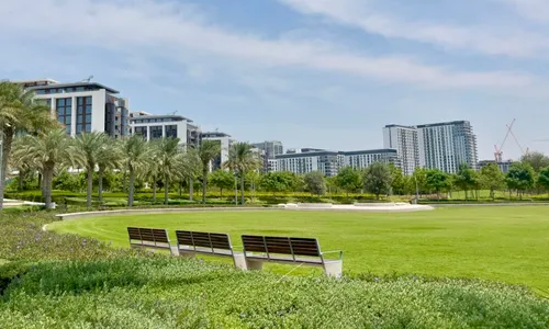 2 Bedrooms Apartment in Park Horizon Tower 1