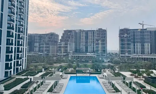 2 Bedrooms Apartment in Park Horizon Tower 1