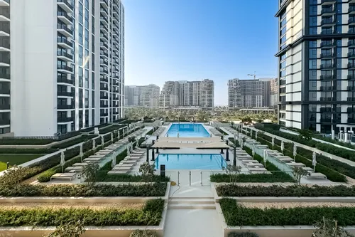 2 Bedrooms Apartment in Park Horizon Tower 1