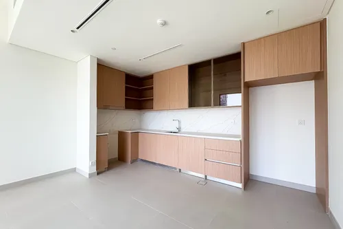 2 Bedrooms Apartment in Park Horizon Tower 1