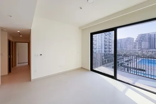 2 Bedrooms Apartment in Park Horizon Tower 1