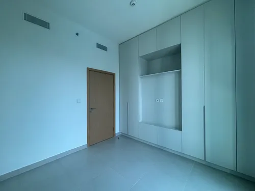2 Bedrooms Apartment in Park Horizon Tower 1