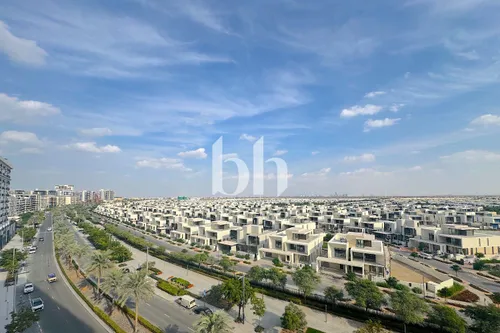 Modern | Address View | Direct Park Access | Vacant