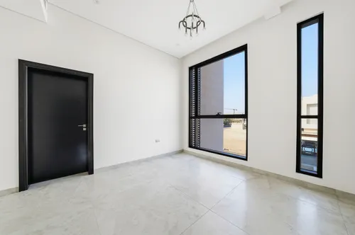 5 Bedrooms Villa in West Village