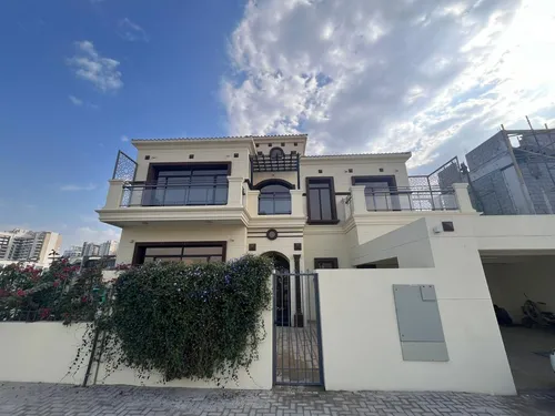 5 Bedrooms Villa in Al Furjan West