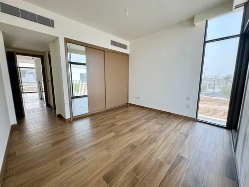 5 Bedrooms Villa in Tilal Al Furjan 1