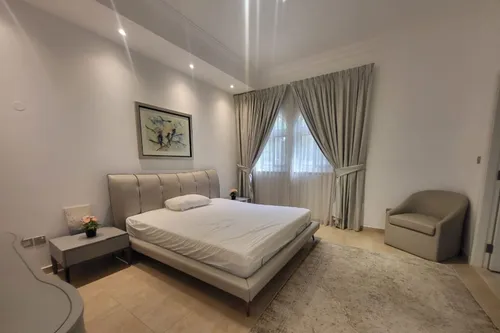 5 Bedrooms Villa in Camino 11