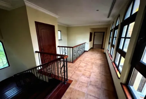 5 Bedrooms Villa in Centro Courtyard 6