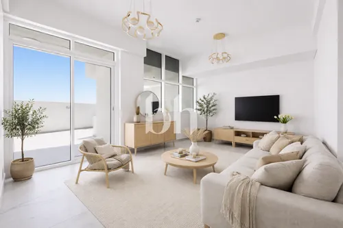 Ready | Lower Flr | Community View | Private Pool