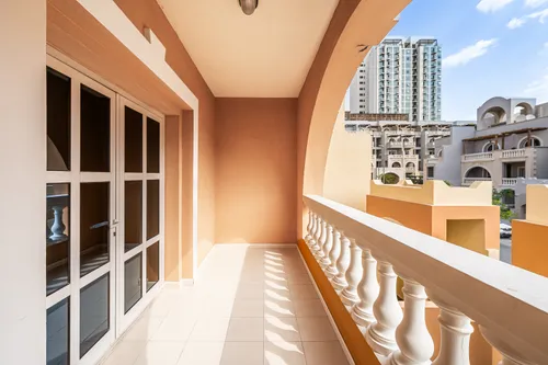 4 Bedrooms Townhouse in Summer 2