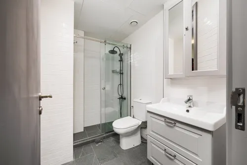 4 Bedrooms Townhouse in Summer 2