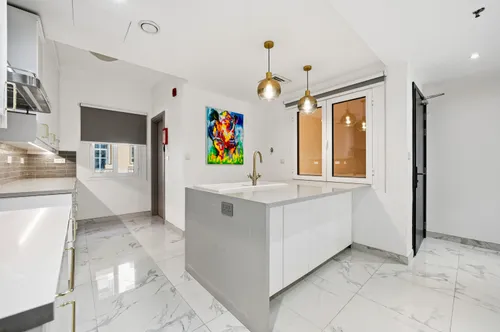 4 Bedrooms Townhouse in Summer 2