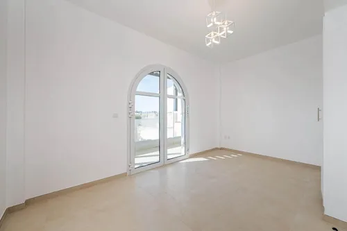 4 Bedrooms Townhouse in Autumn 2