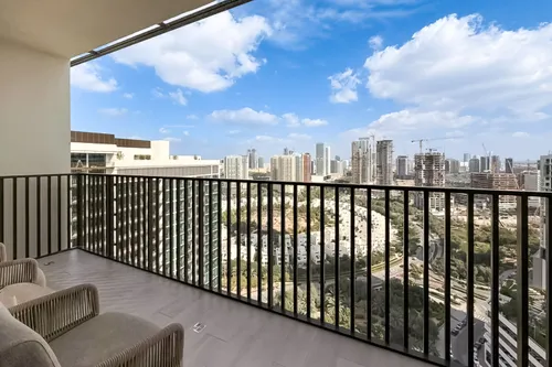 3 Bedrooms Apartment in Luma Park Views