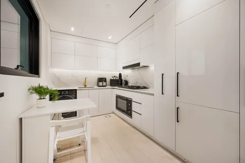 2 Bedrooms Apartment in Binghatti Orchid